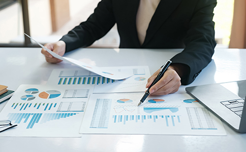 商標(biāo)注冊代理費用一般多少錢？